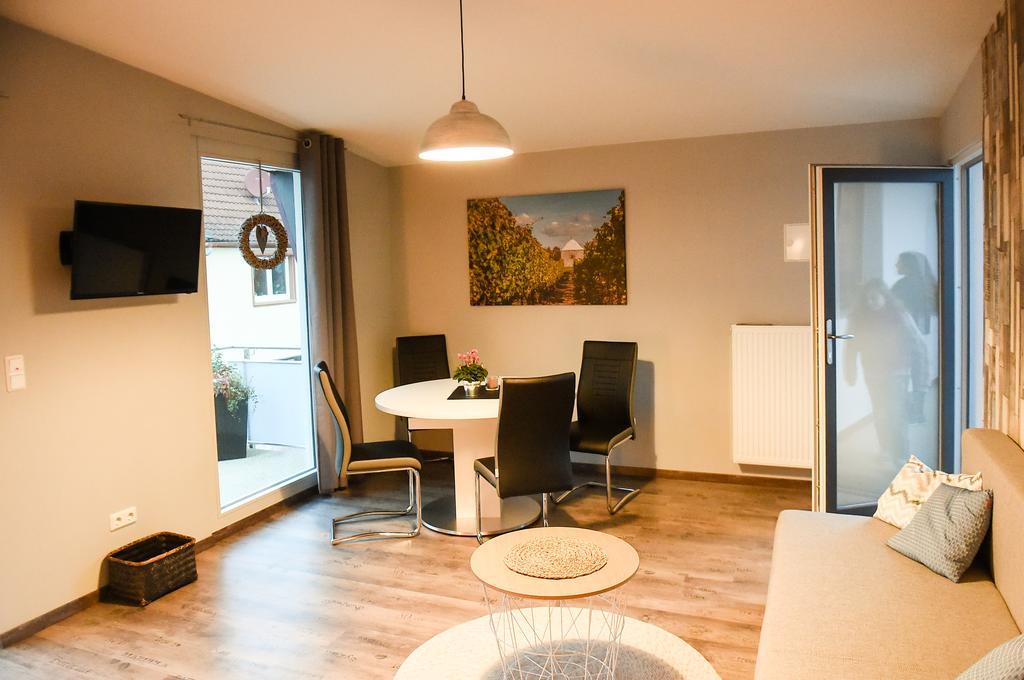 Hotel Boardinghouse Alte Bank Wollstein Esterno foto